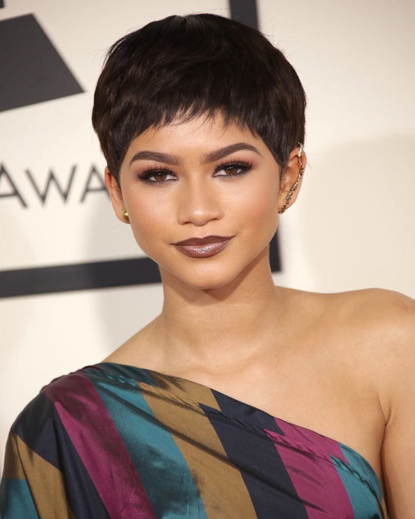 Zendaya avec coupe de lutin champignon 