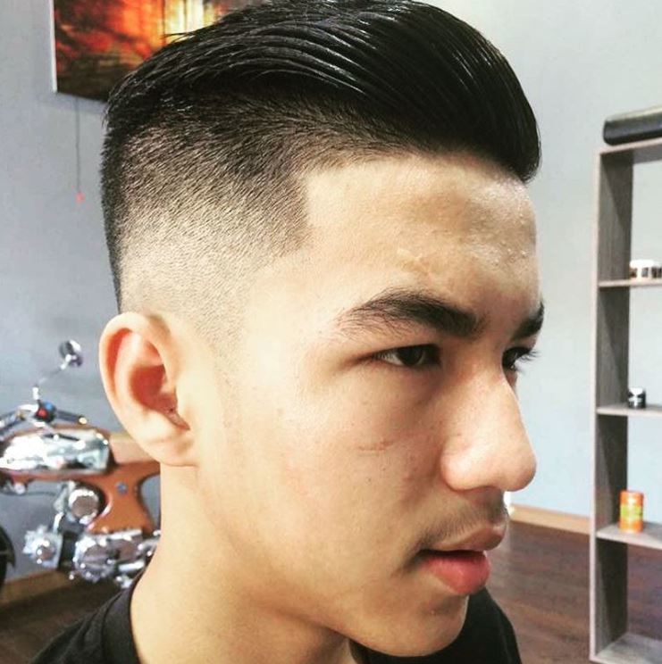 Coupe courte pour hommes - cheveux quiff slick back - Instagram