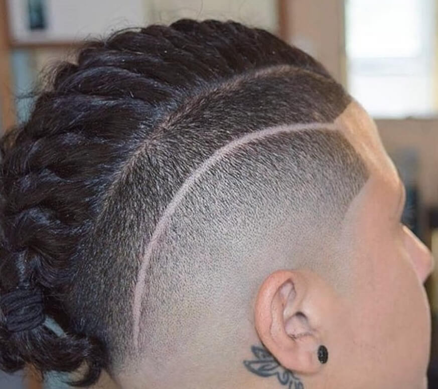 sous-coupe homme avec tresse 