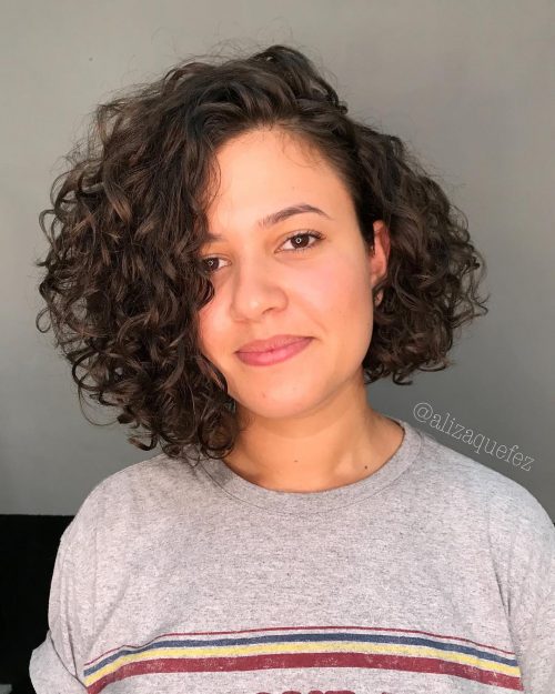 bob long asymétrique bouclé