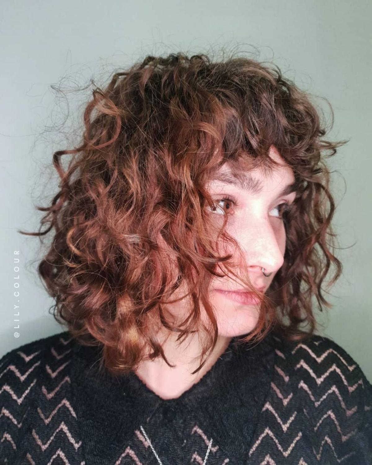 permanente ondulée sur cheveux courts