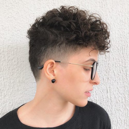 Pixie super court et frisé