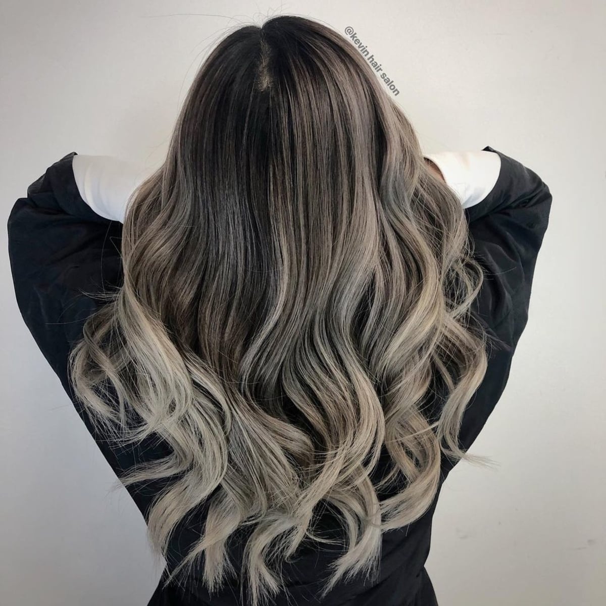 Ombre noir à blond cendré foncé