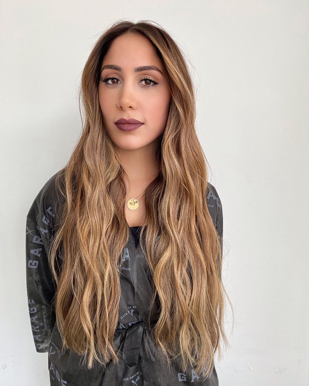 cheveux blond cendré clair pour les femmes morena