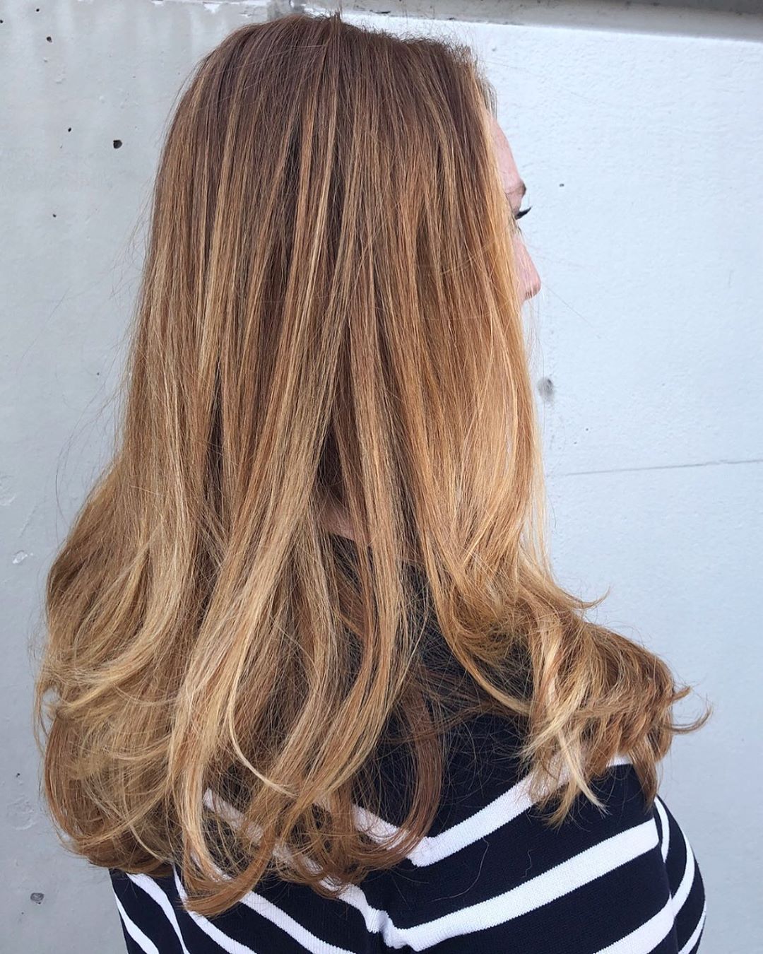 Ombre blonde caramel et fraise