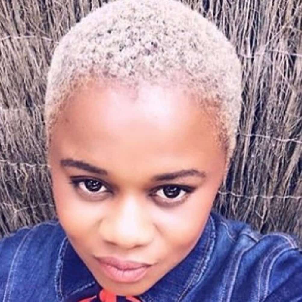 Blanche-Neige couleur de cheveux hiver 2021
