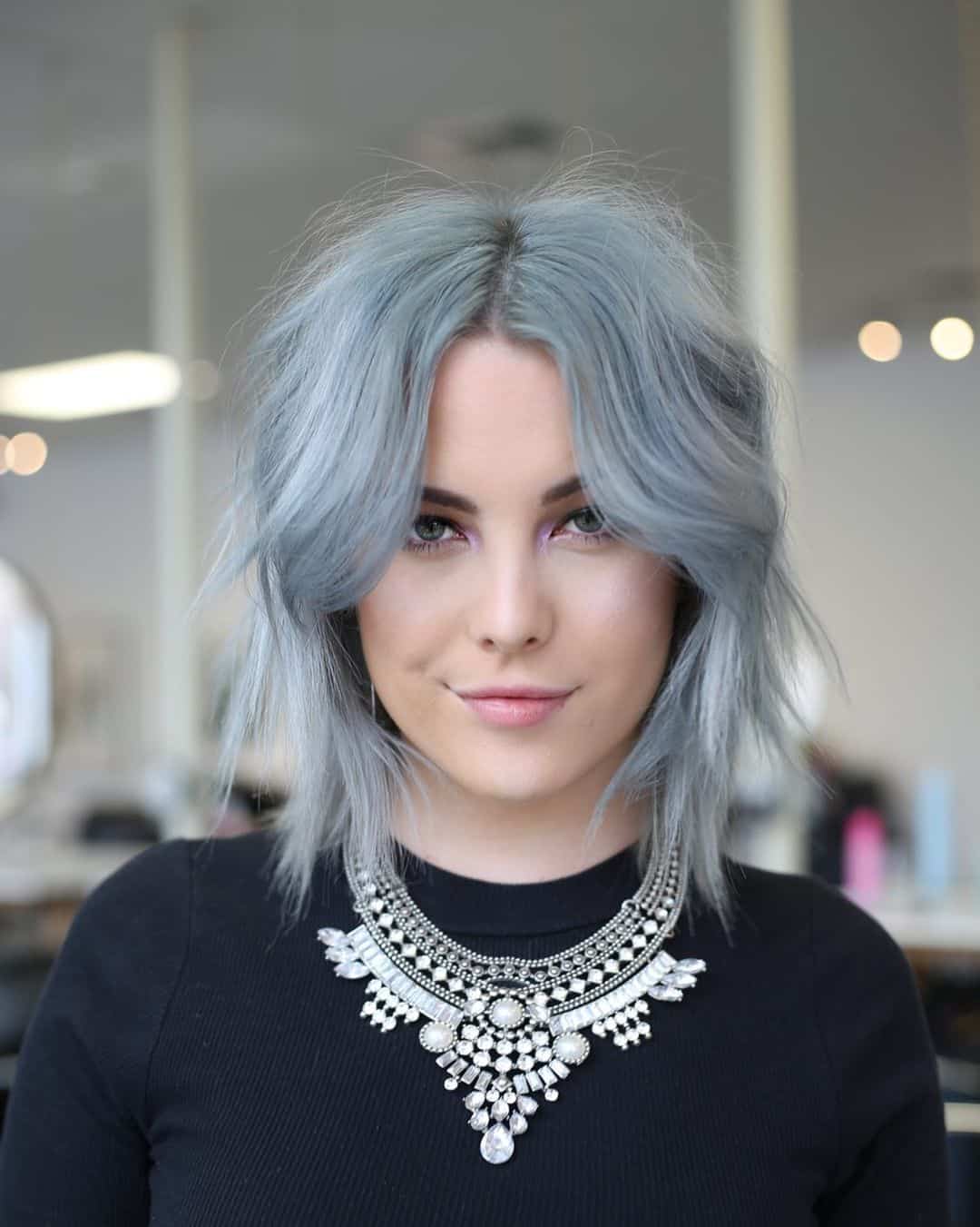 coiffure à mi-partie pour cheveux fins