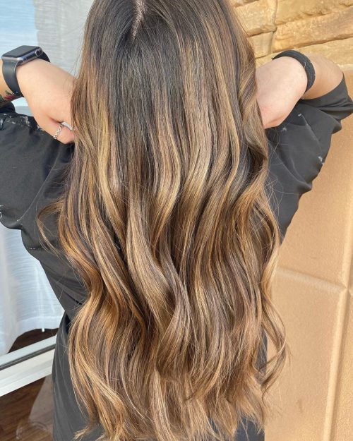 Balayage blond foncé cendré