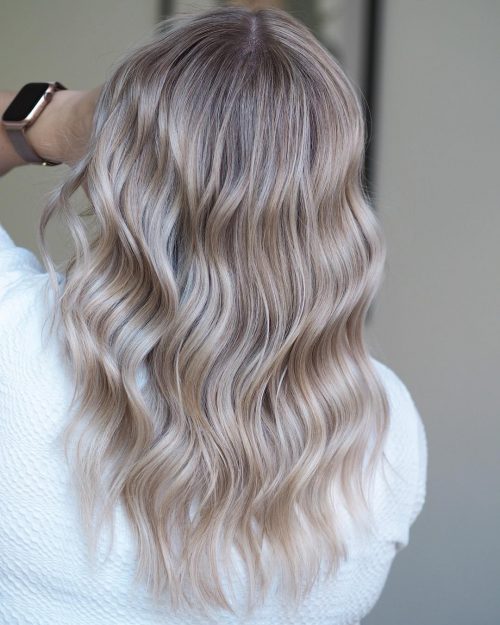 Balayage blond cendré clair