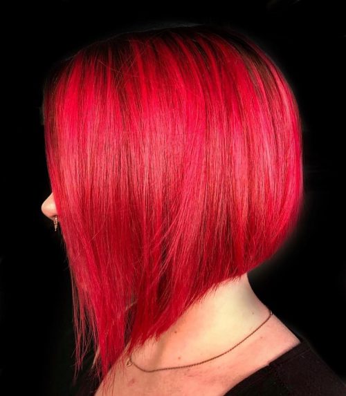 Cheveux courts roux vif