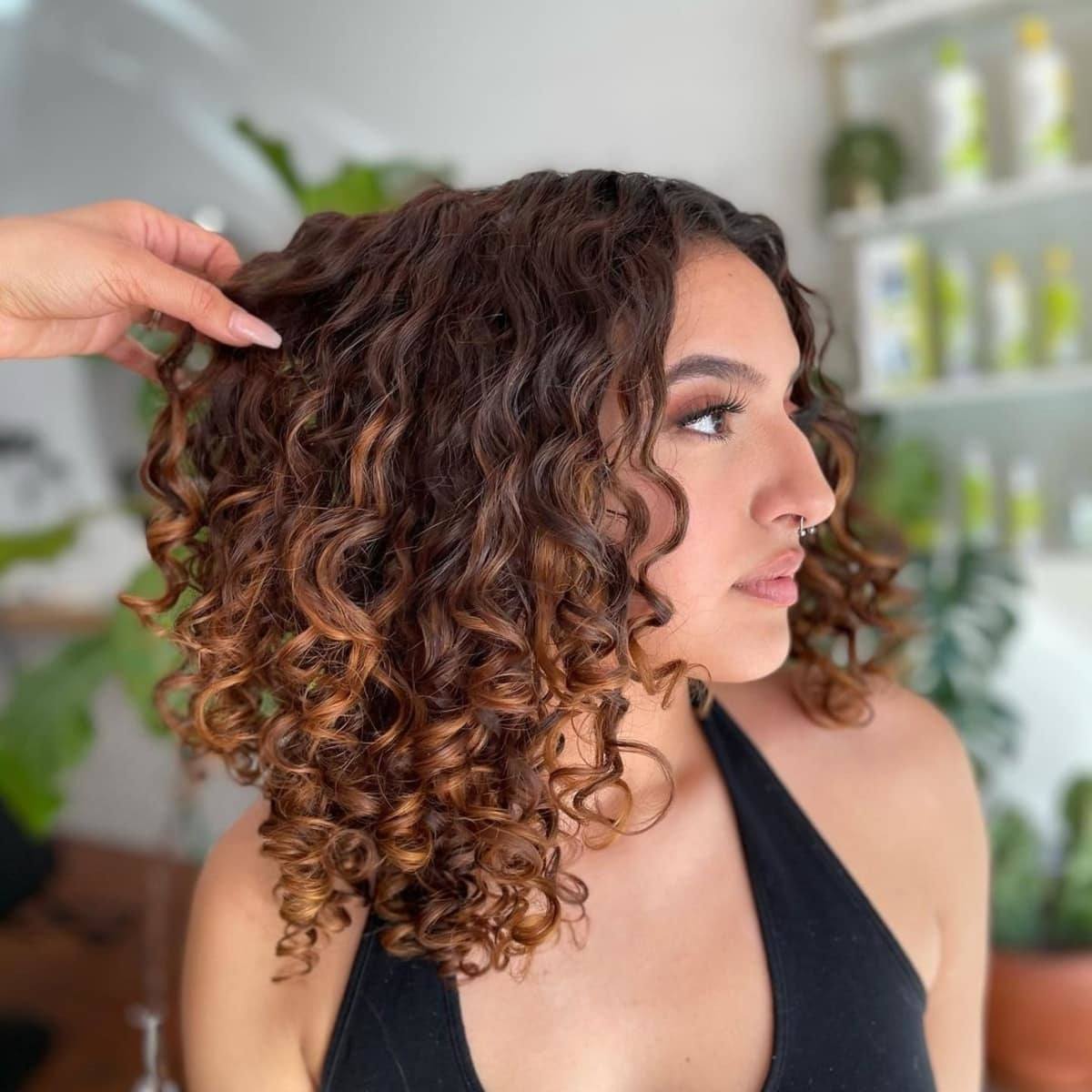 Mèches pour cheveux bouclés foncés
