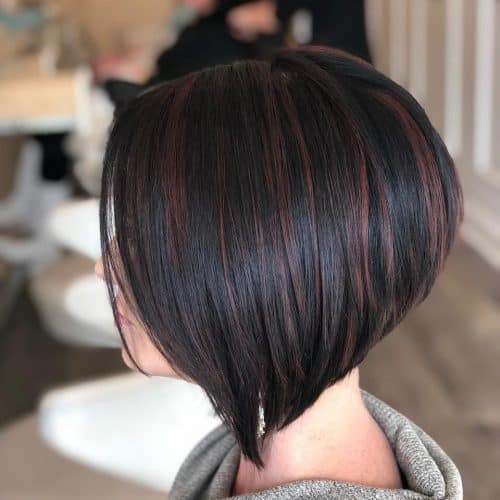 Balayage cheveux noirs courts et raides