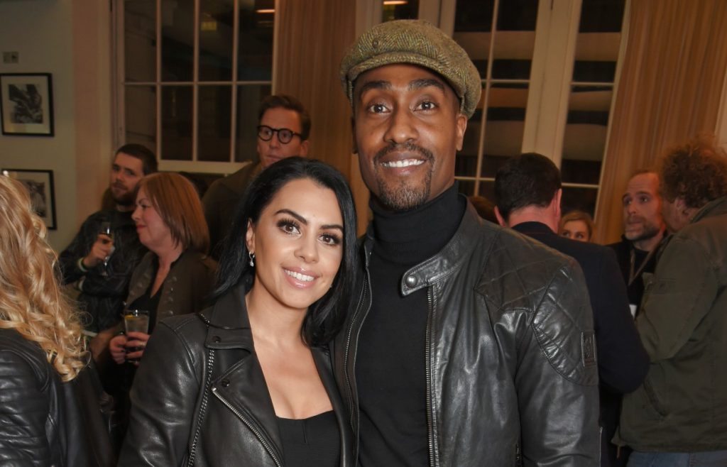 Ayshen Kemal et Simon Webbe assistent au lancement du groupe de droits InterTalent au BAFTA le 6 mars 2018 à Londres, en Angleterre.