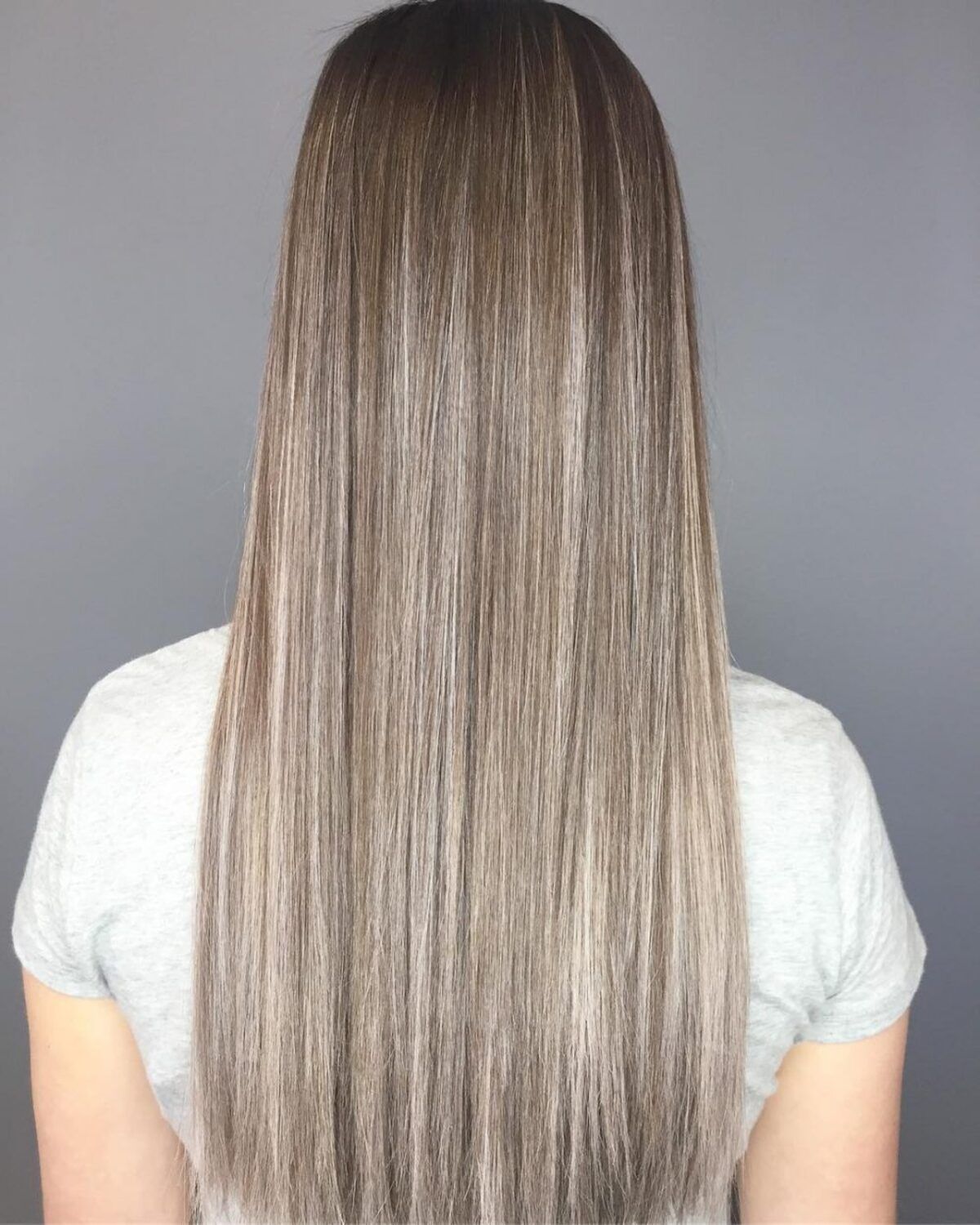 Style ombre blond brun à blanc