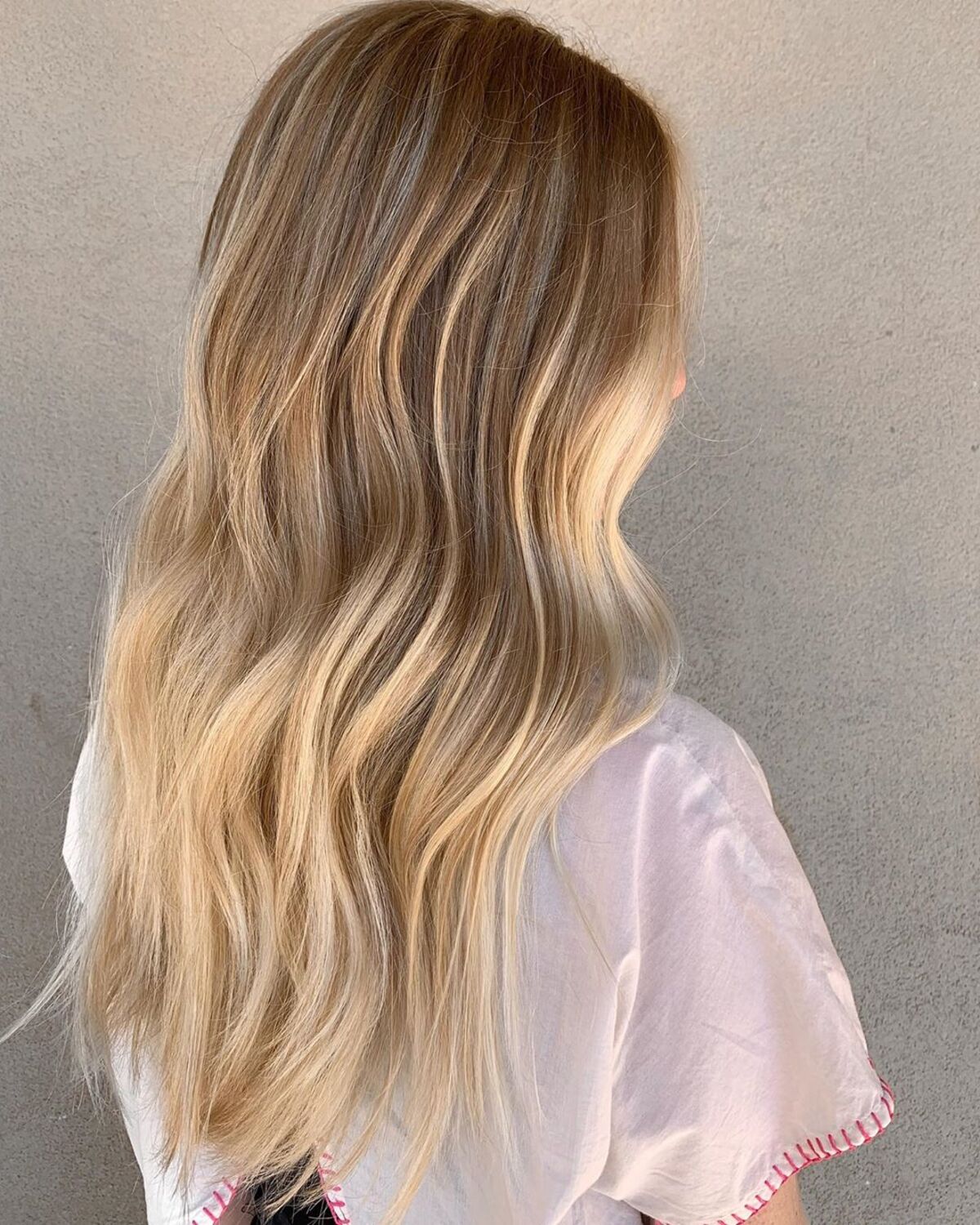 Ombre brun châtain moyen à blond foncé
