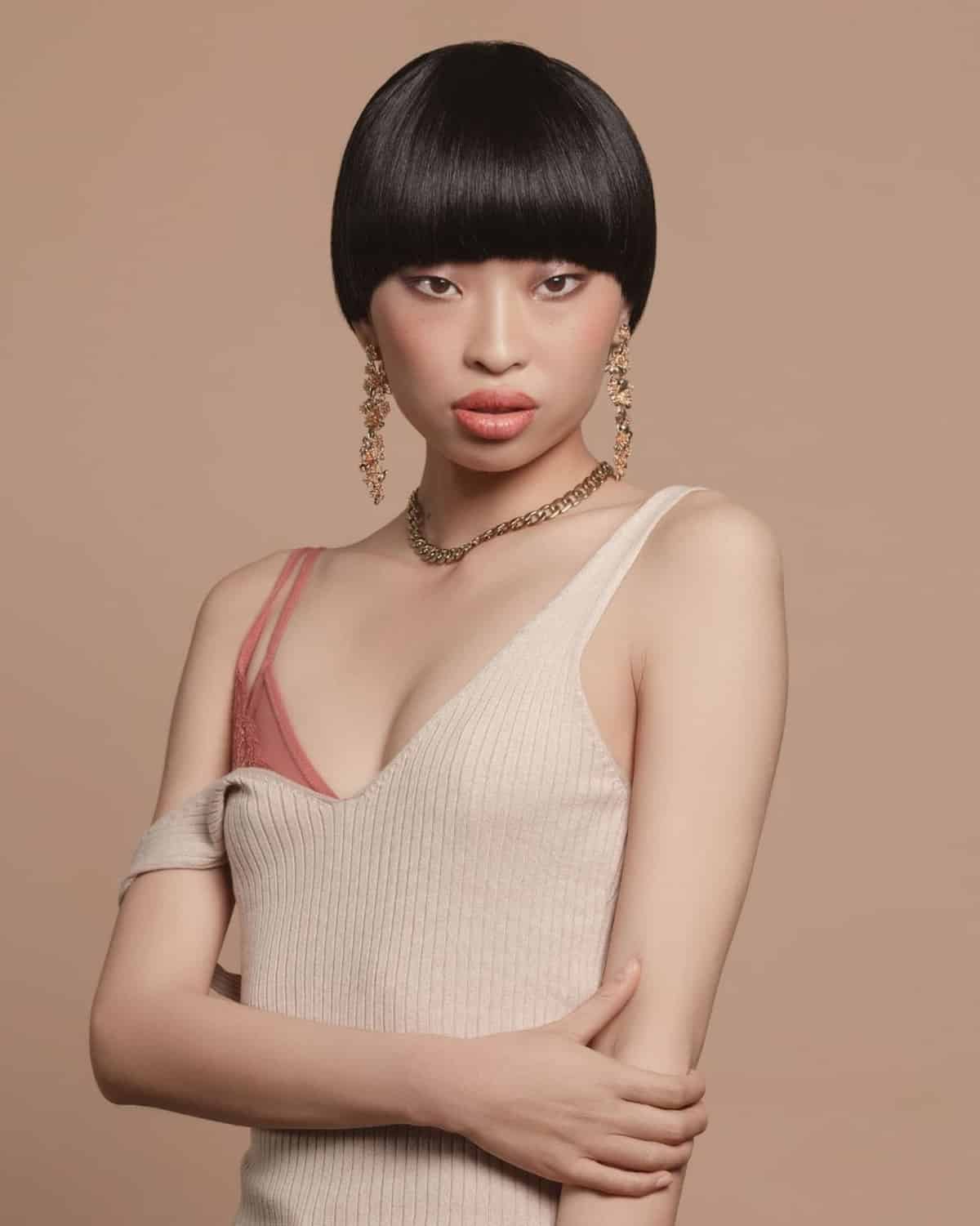 Coupe asiatique pour femmes