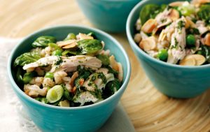 Salade chaude de poulet et d'orge