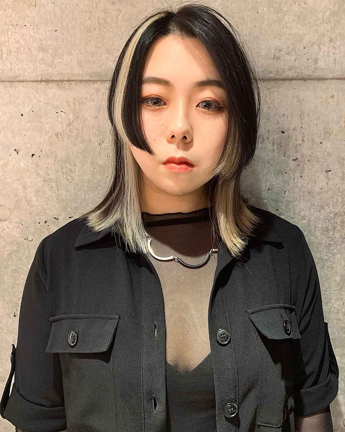Hime à l'épaule