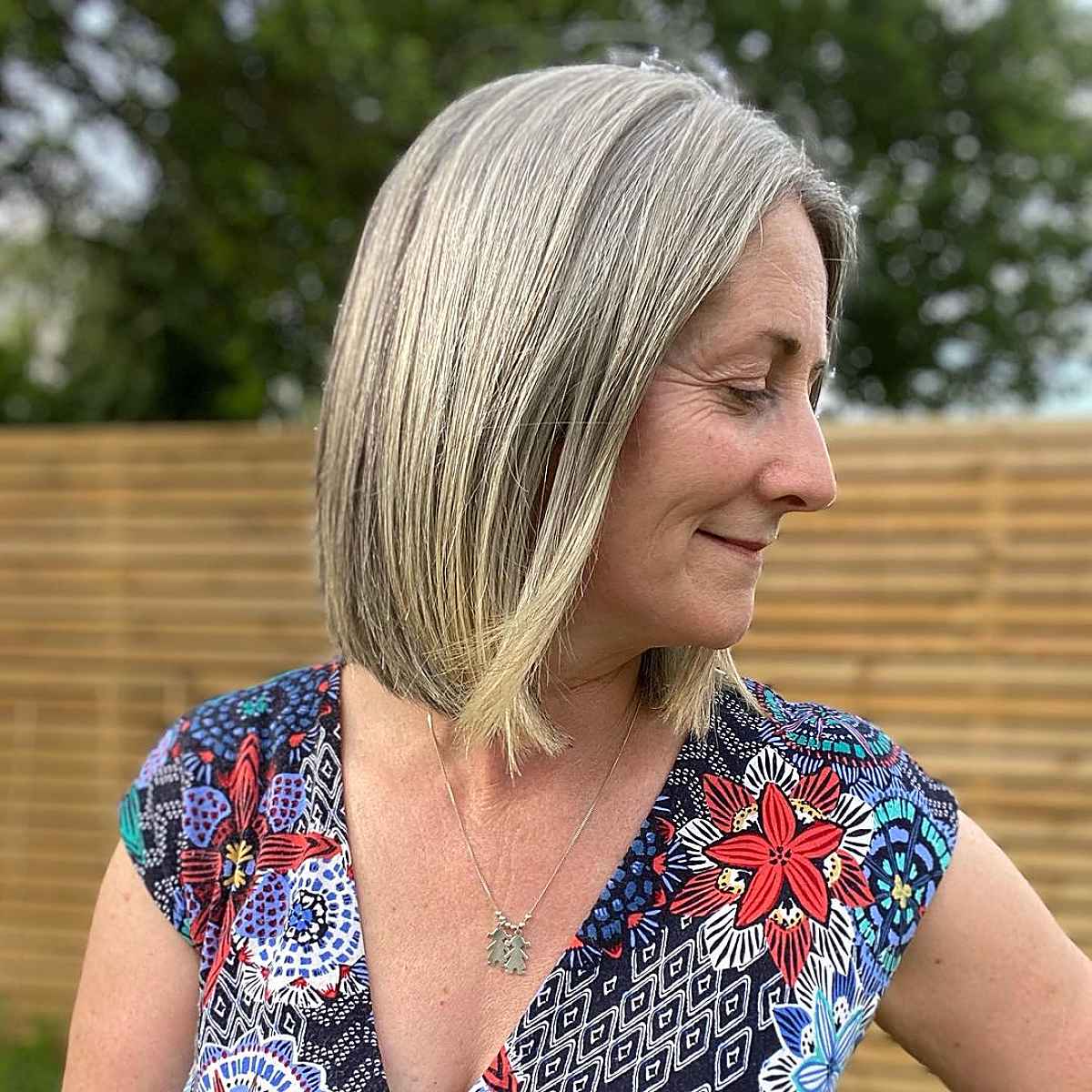 Lobe à faible entretien pour cheveux fins