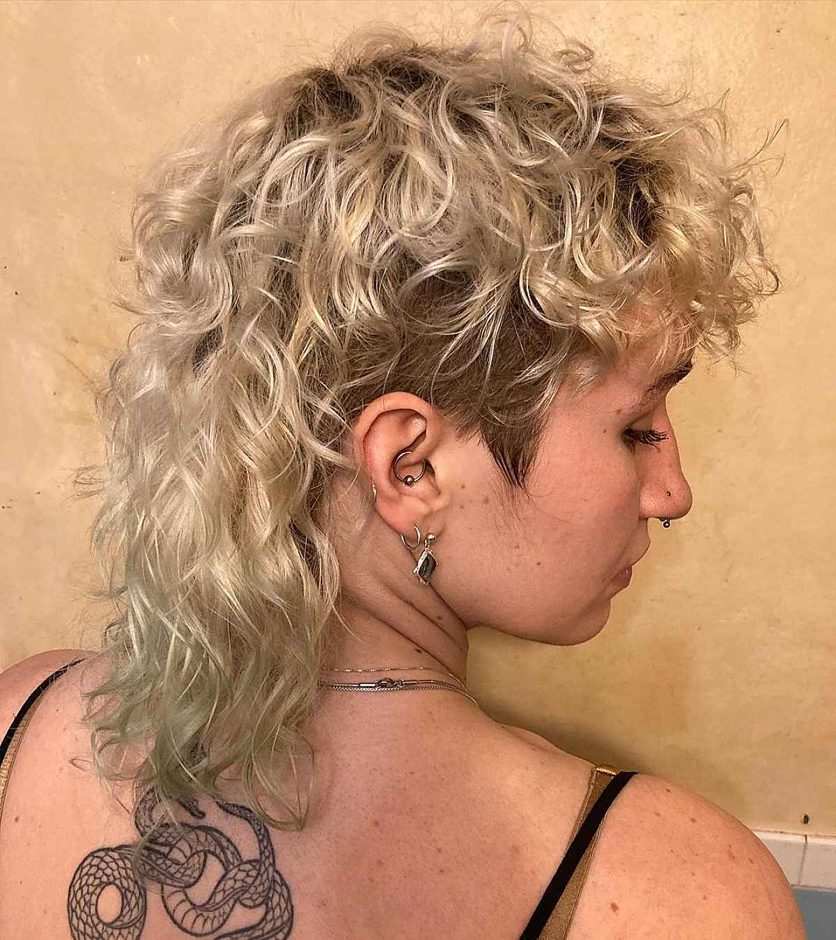 Mullet pour cheveux bouclés