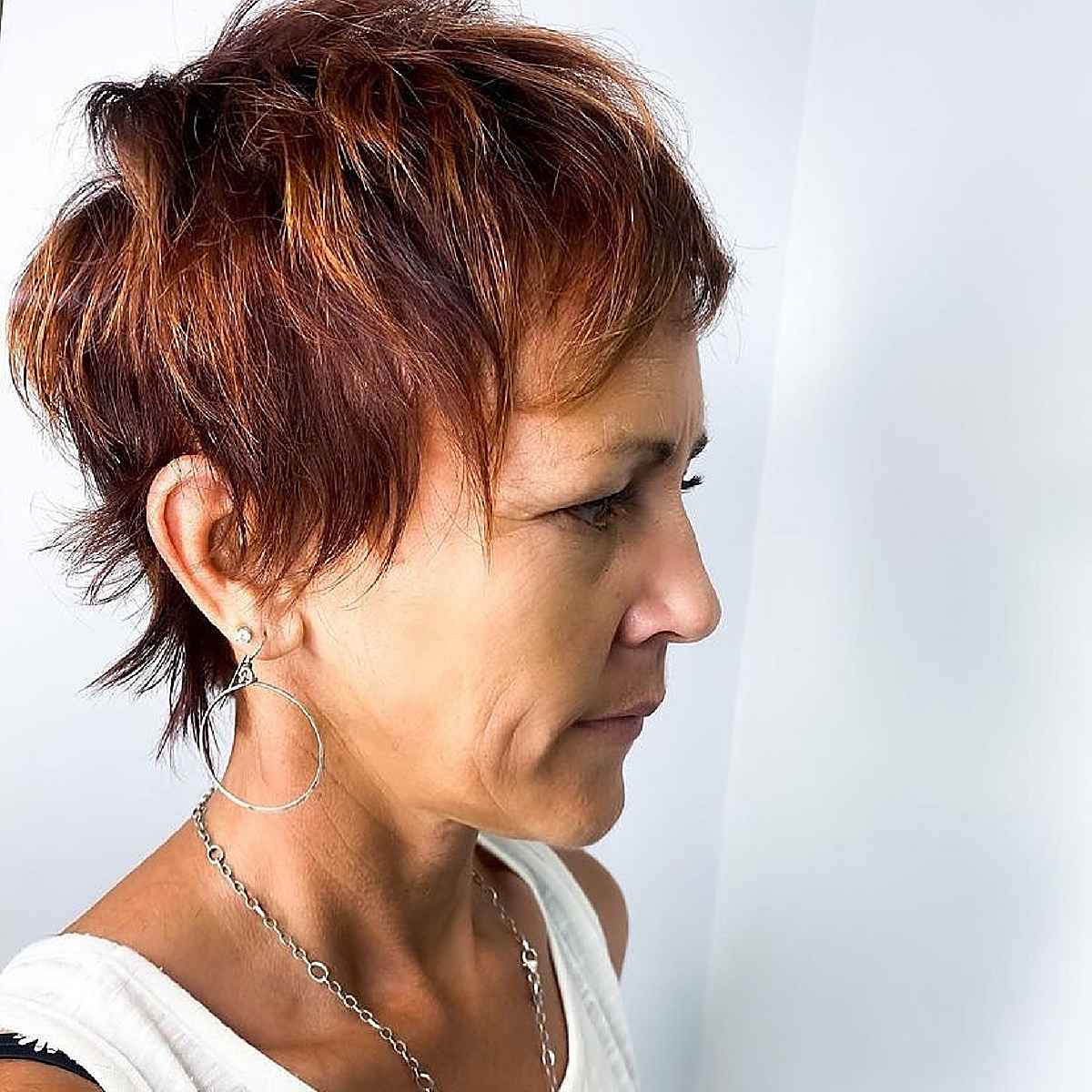 Edgy Razor Cut Shaggy Pixie (coupe au rasoir)