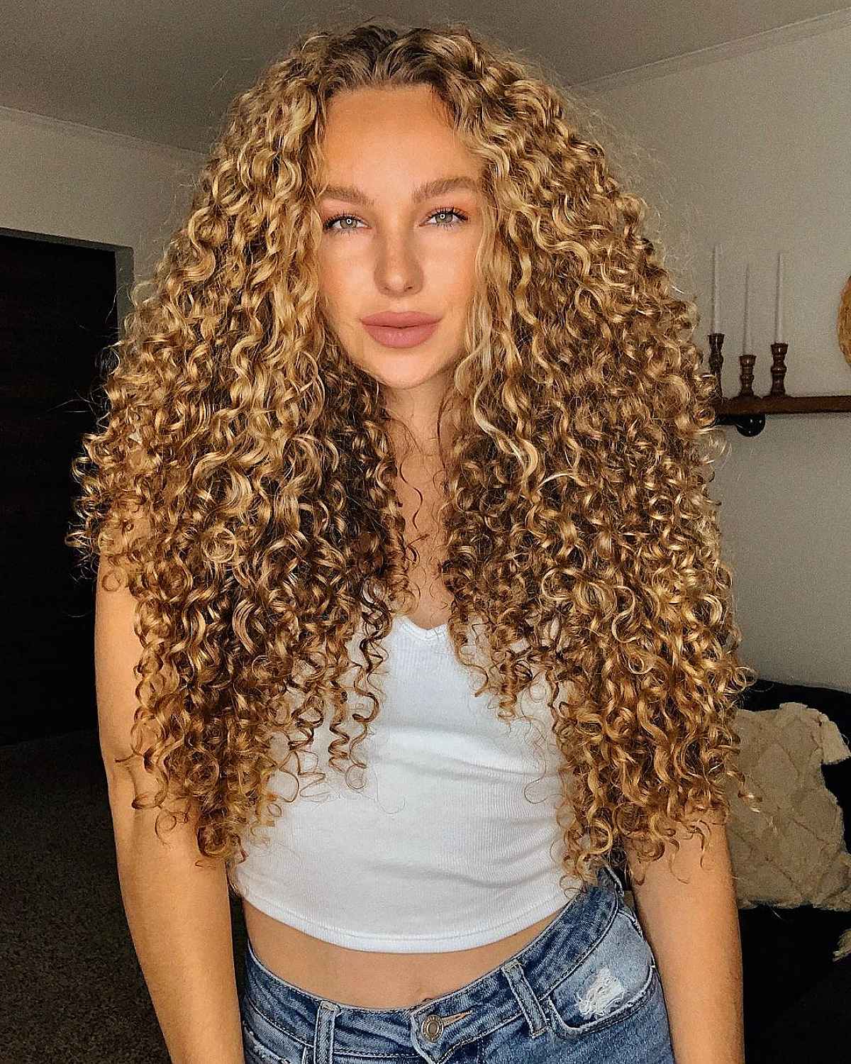 Longues boucles blondes avec dégradés