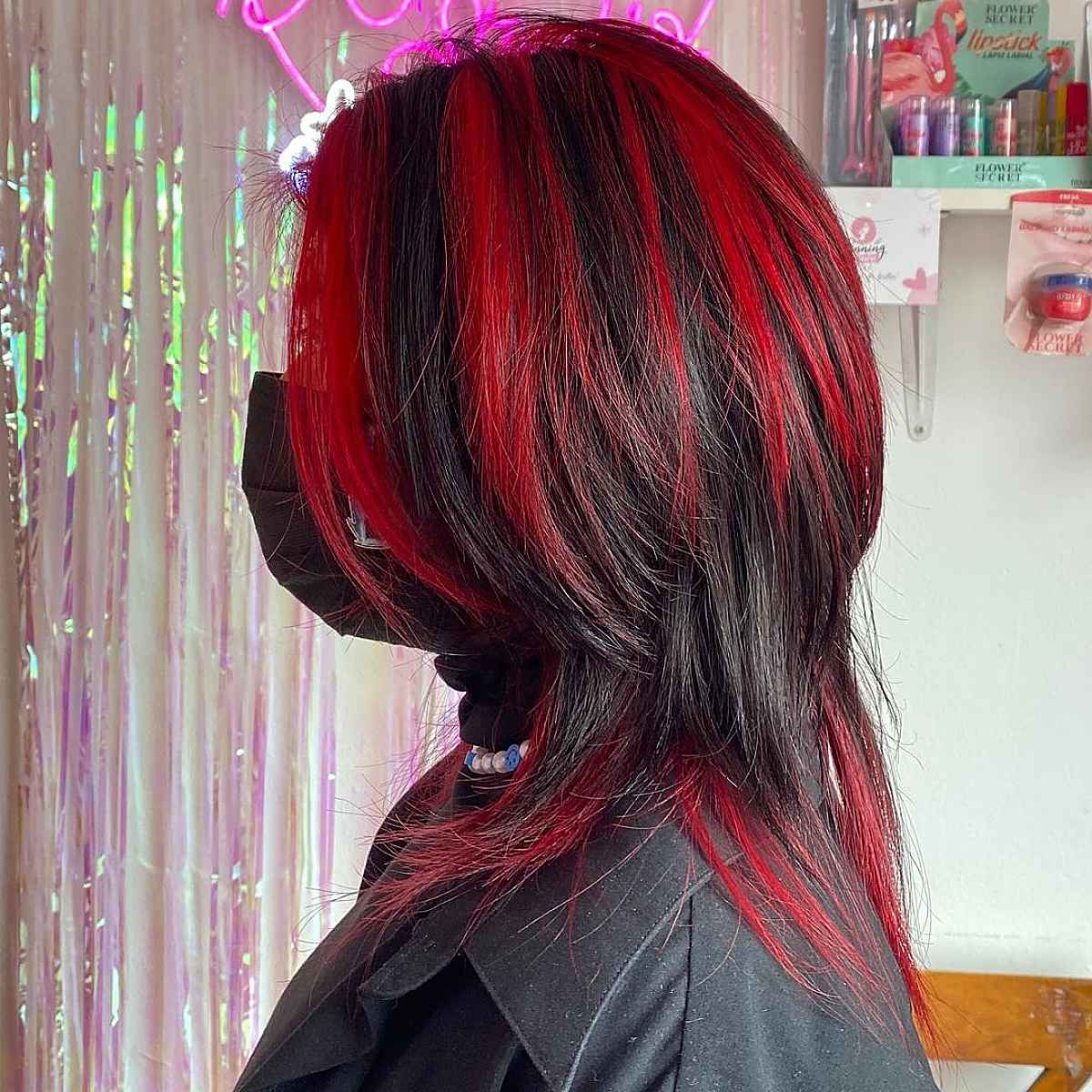 Mèches rouges pour cheveux de pieuvre noire
