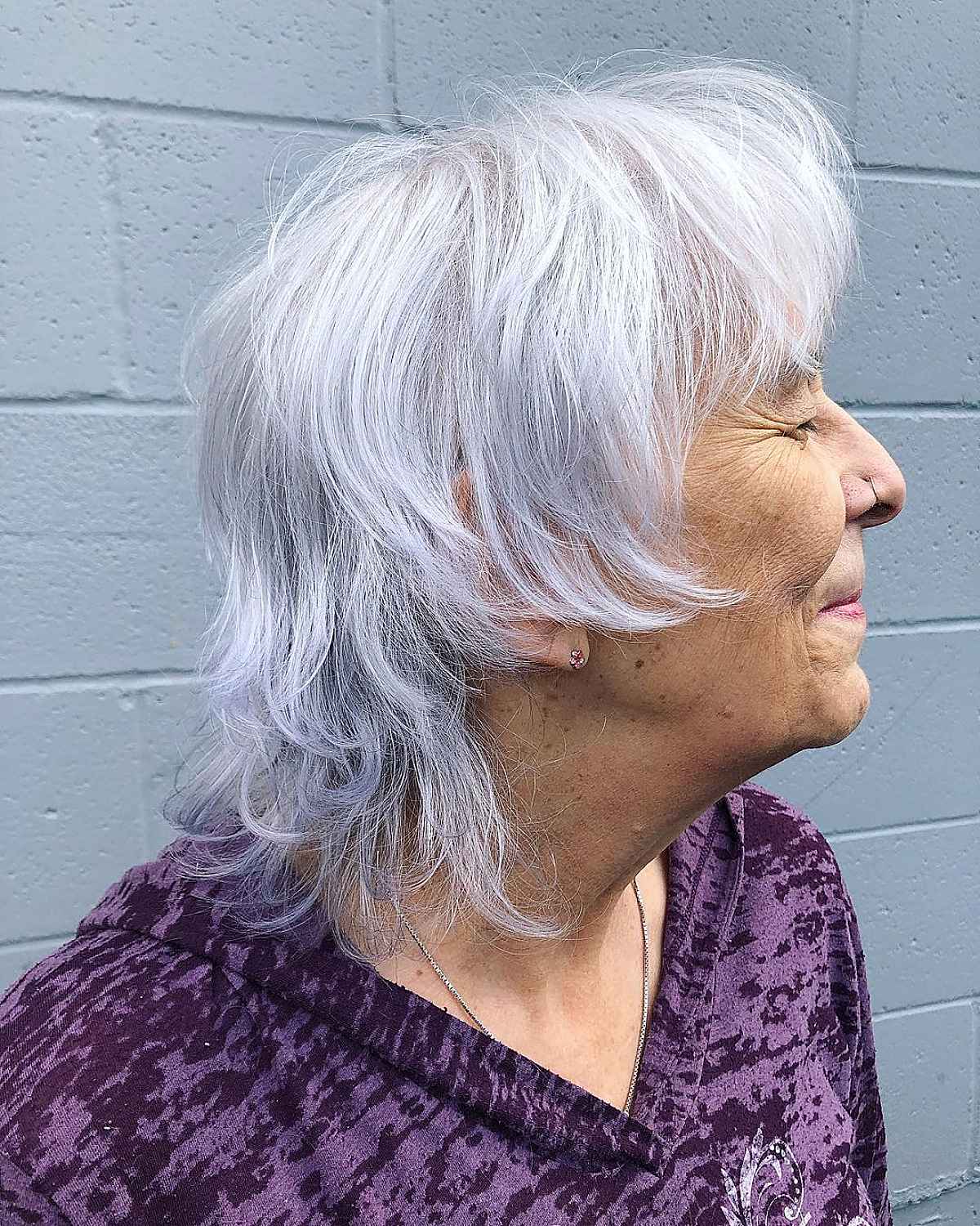Coupe hirsute déconnectée pour cheveux fins