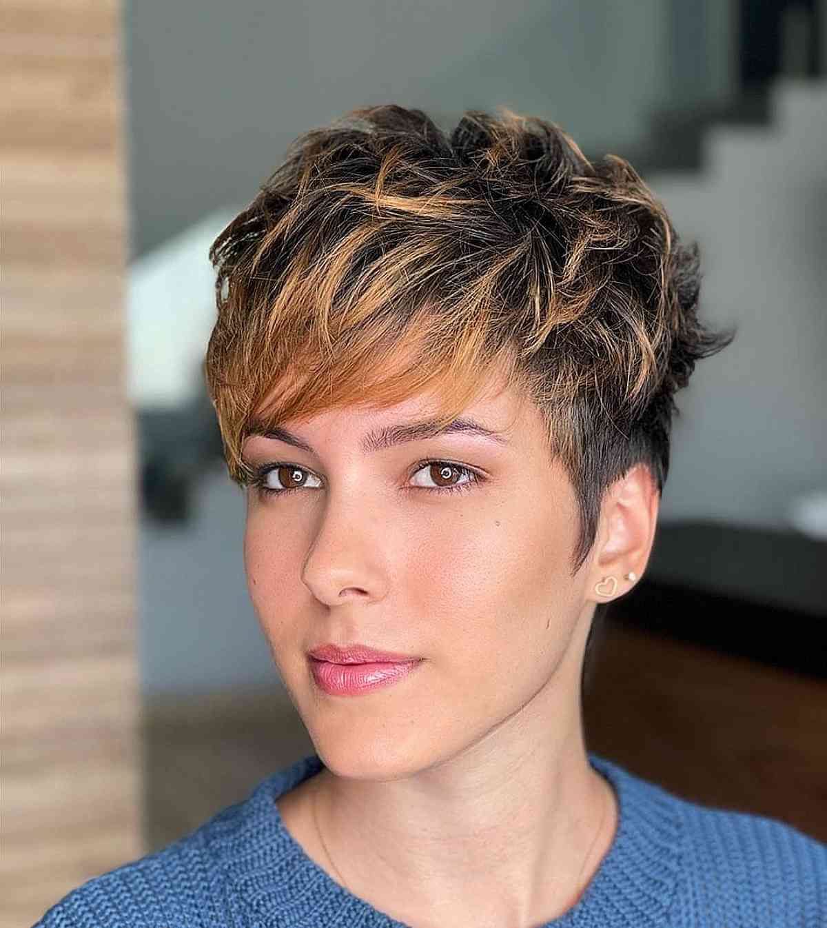 Pixie courte avec mèches Ombre