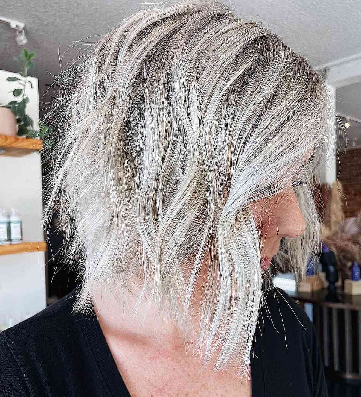 Coupe de cheveux texturée à la ligne A
