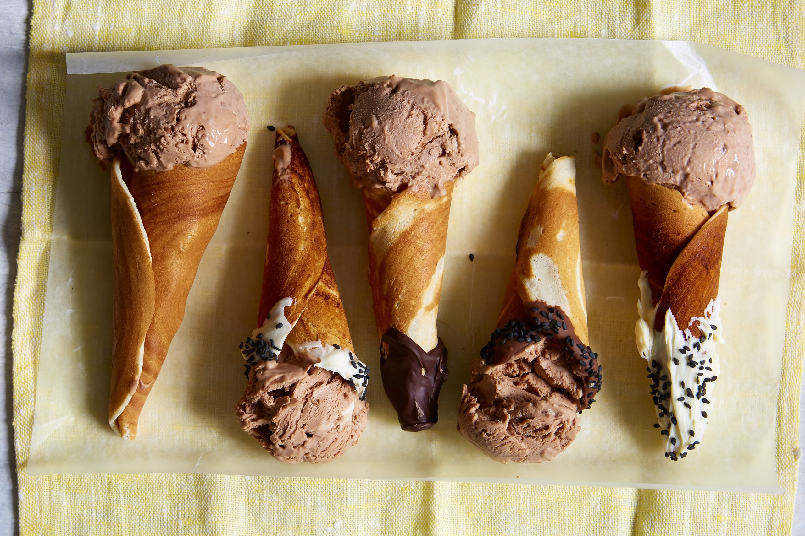 Mini cônes de chocolat rapide