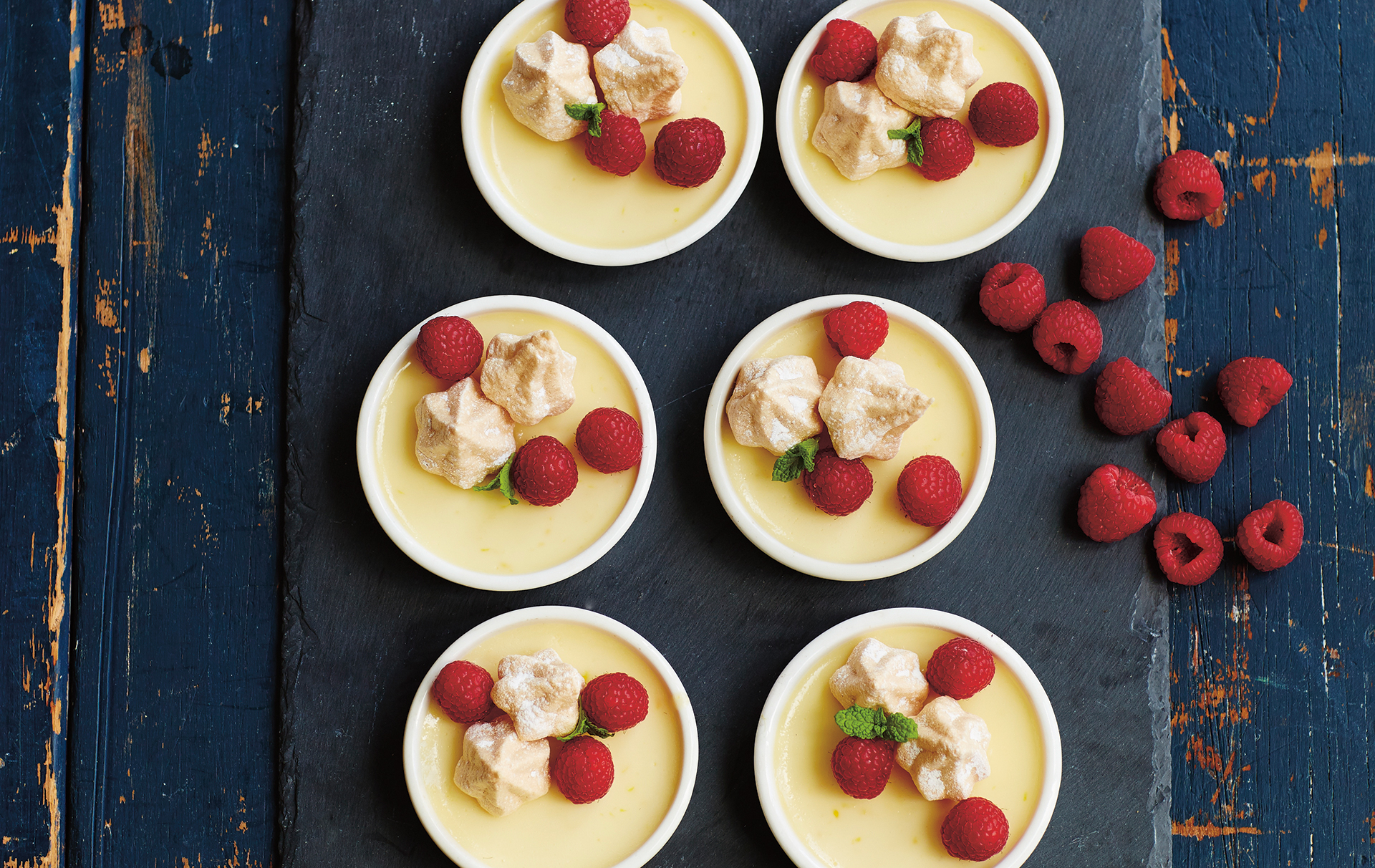 Pots au citron avec mini meringues