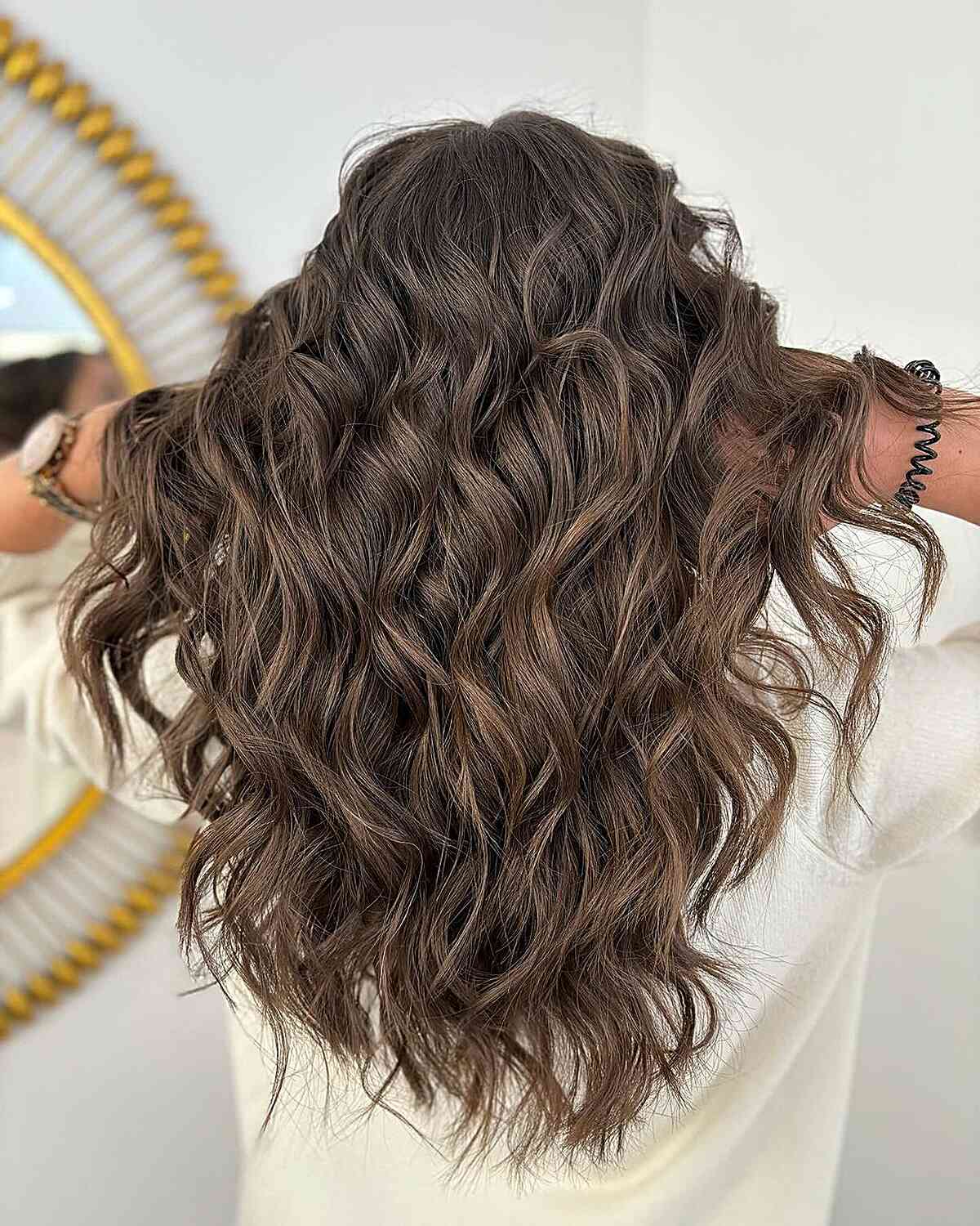 Ondes de plage volumineuses pour cheveux longs