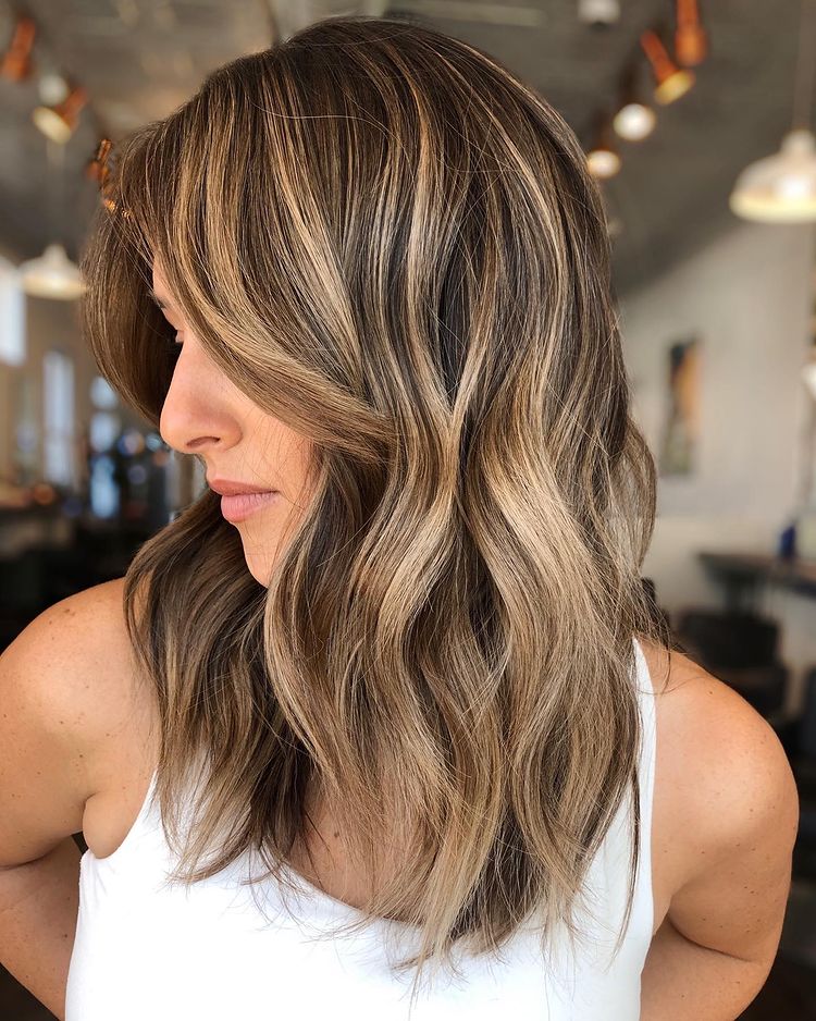 Coupe Blunt Mi-longue