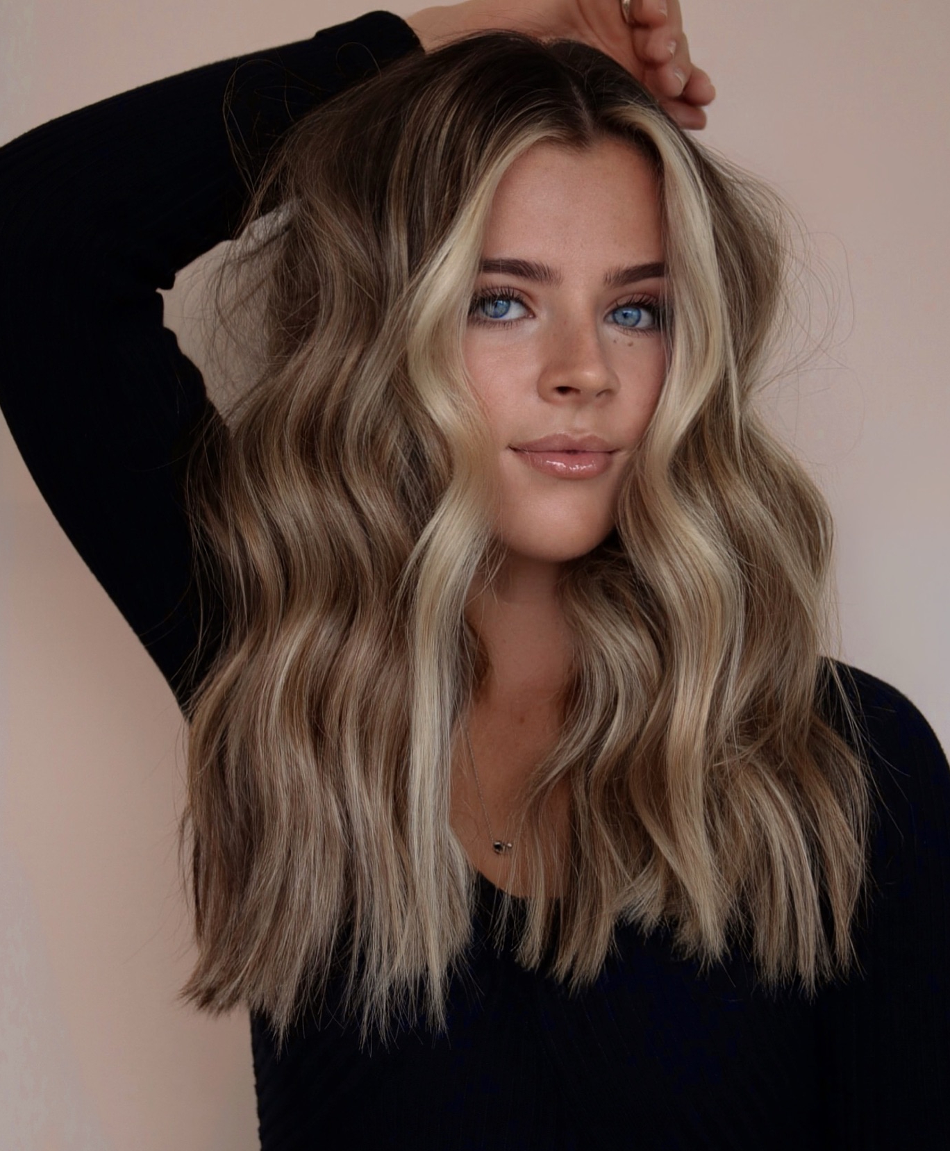 Sun-Kissed Hair with Blonde Money Piece