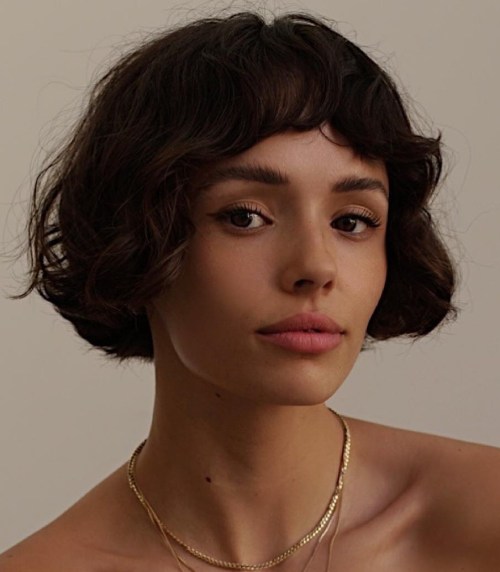 Wavy French Bob with Short Fringe