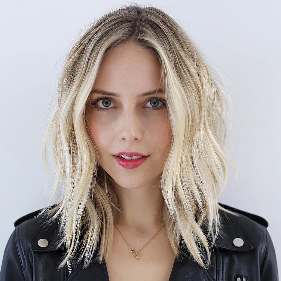Thin Layered Blonde Lob with Dark Roots