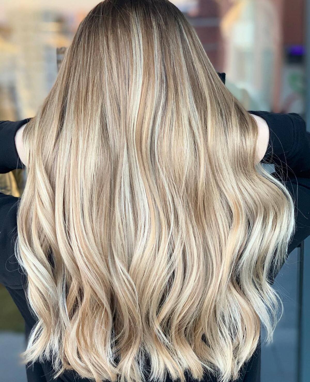 blond miel avec des reflets blond clair