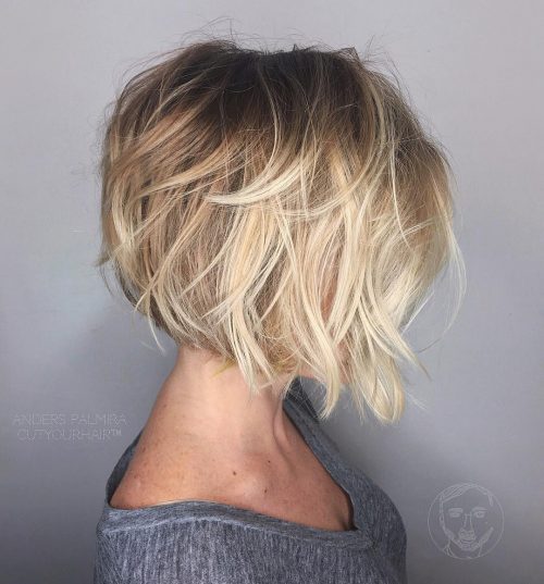 cheveux courts et ébouriffés pour cheveux fins
