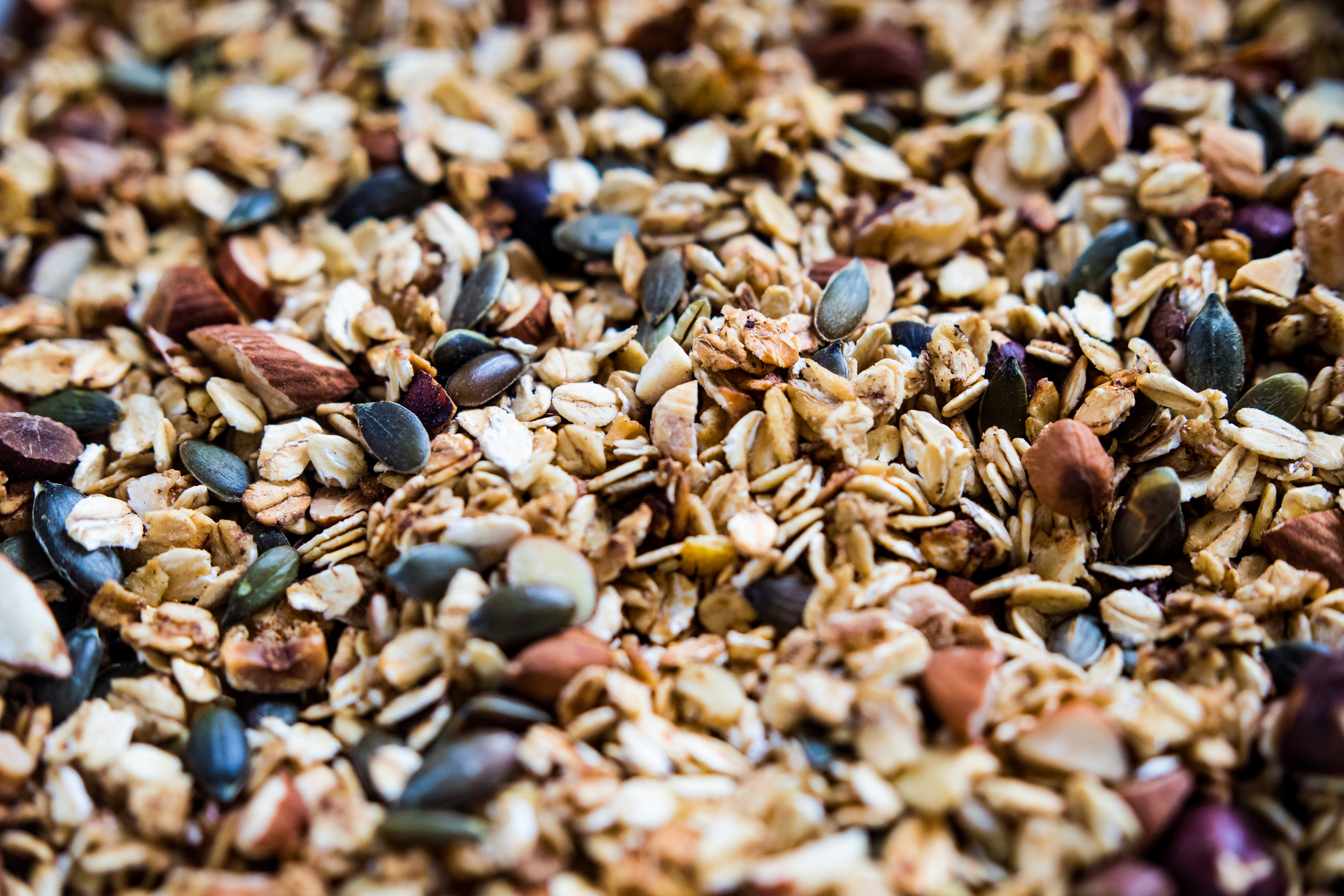 Un gros plan de granola qui est sain